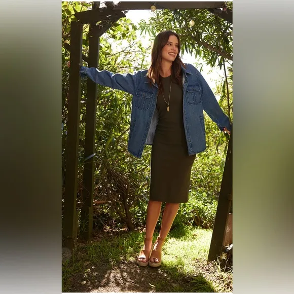 (41)New Francesca’s Tasha Oversized Denim Shacket