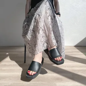 50% OFF [Unisex] Thick-soled platform sandals (m10bn05) Black