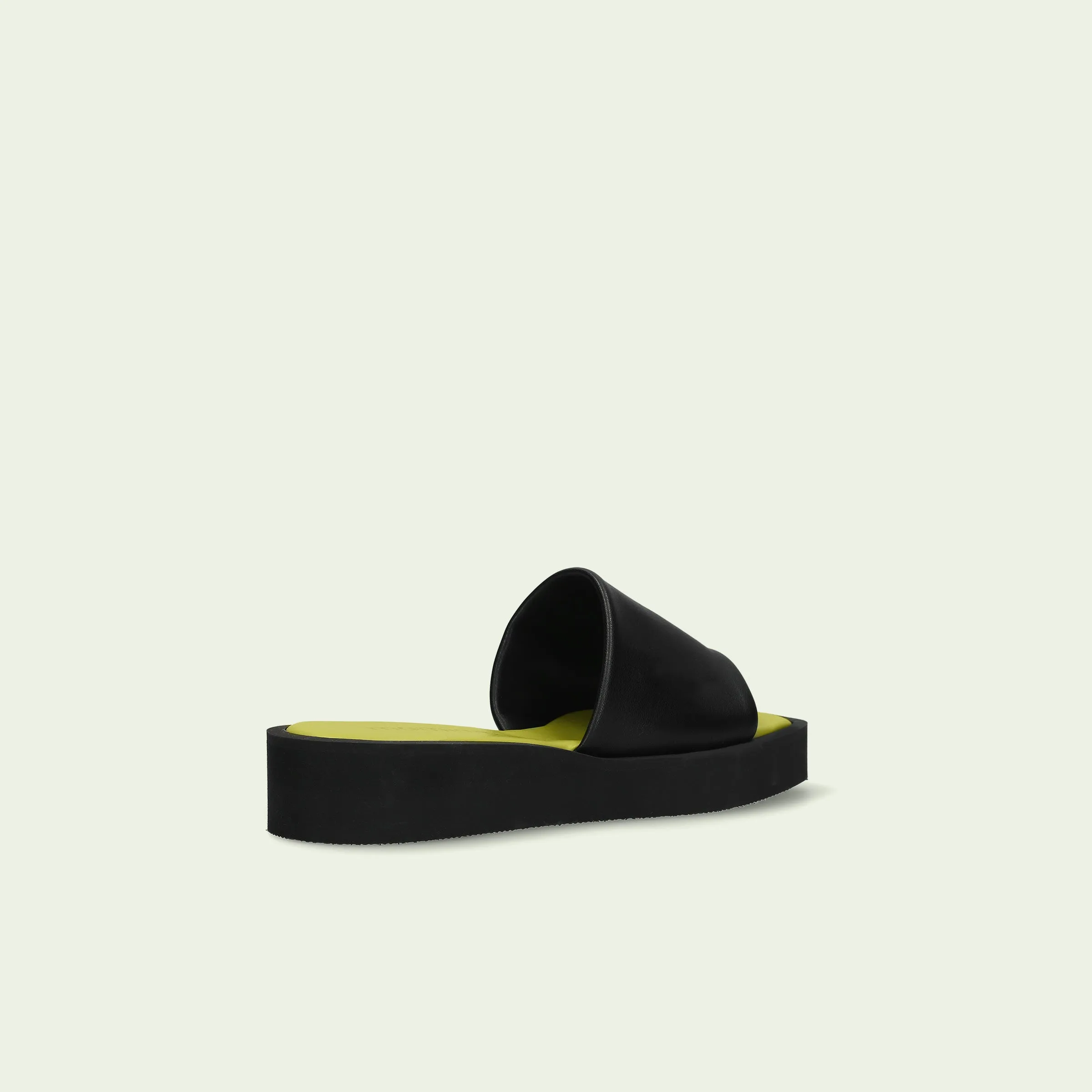50% OFF [Unisex] Thick-soled platform sandals (m10bn05) Black/C