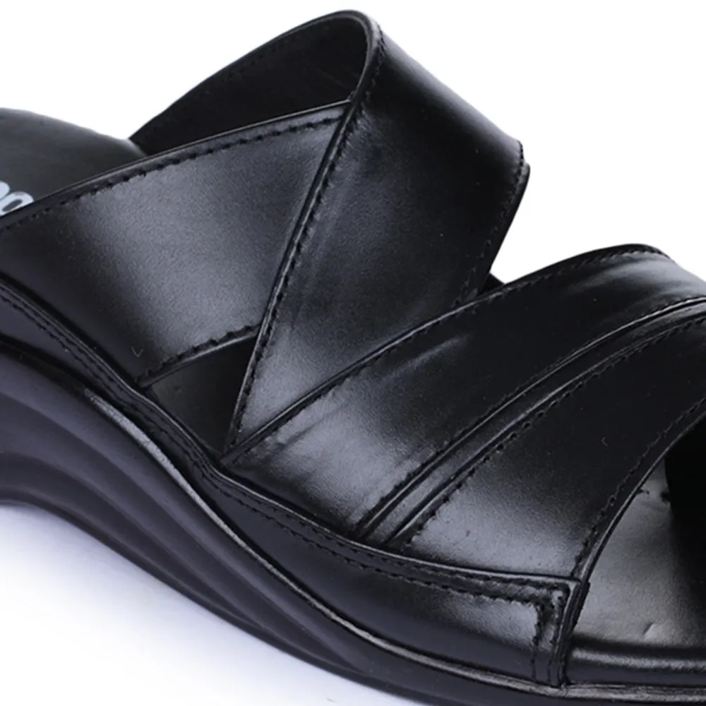 Coolers Casual Black Slippers For Men 7123-79 By Liberty