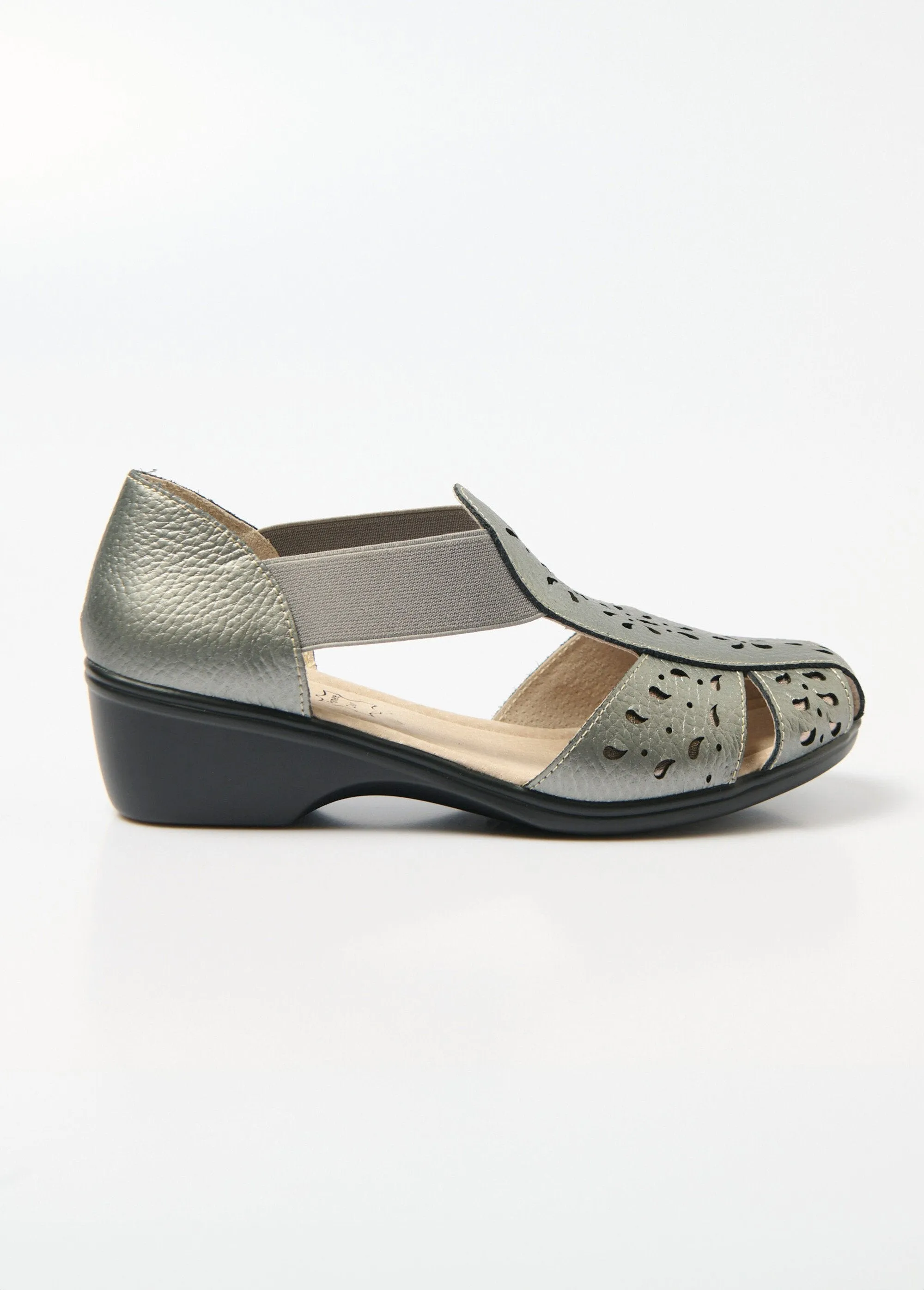 Elasticated comfort width sandals