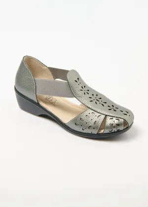 Elasticated comfort width sandals