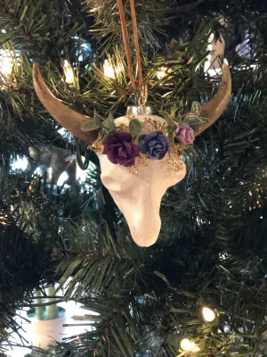 F&F Floral Ornament