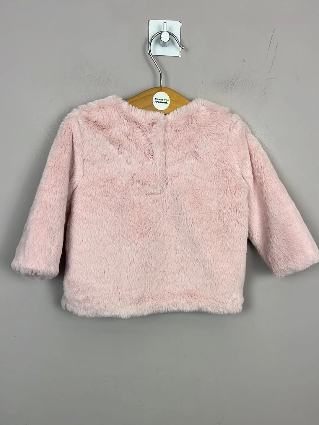 Gap pink fur sweatshirt 6-12m