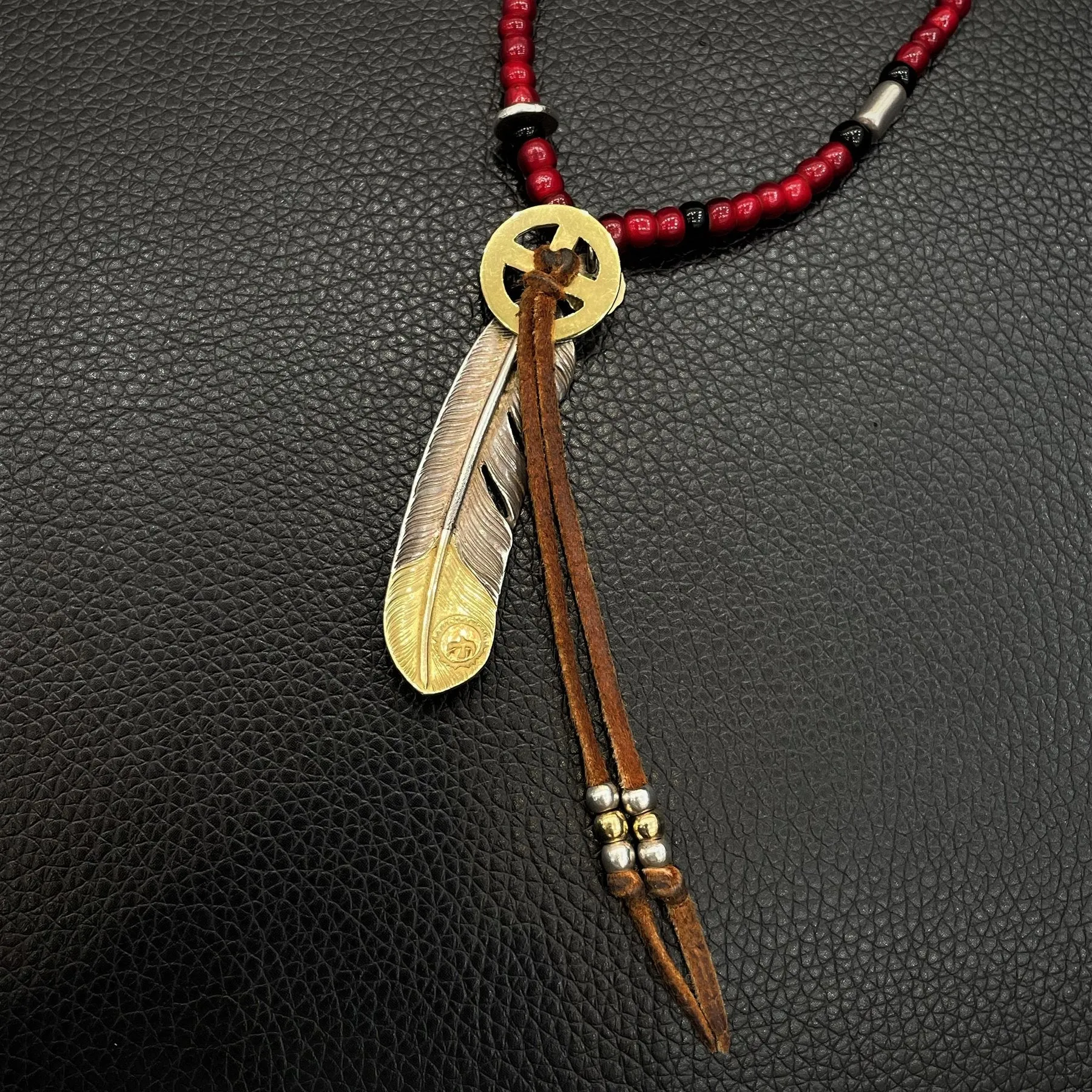 Goros Gold Tip Feather (Left) (Xl) & Red Antique Beads Setup