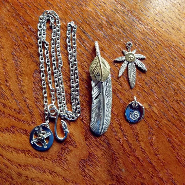 Goros Gold Top Feather, Grass With 18K Gold, And Silver In Sun Metal Setup