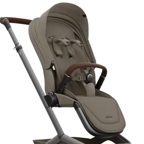 Maxi Cosi Fame Complete Travel System Bundle With Accessories, Pebble 360 Car Seat and ISOFIX Base - Twillic Truffle