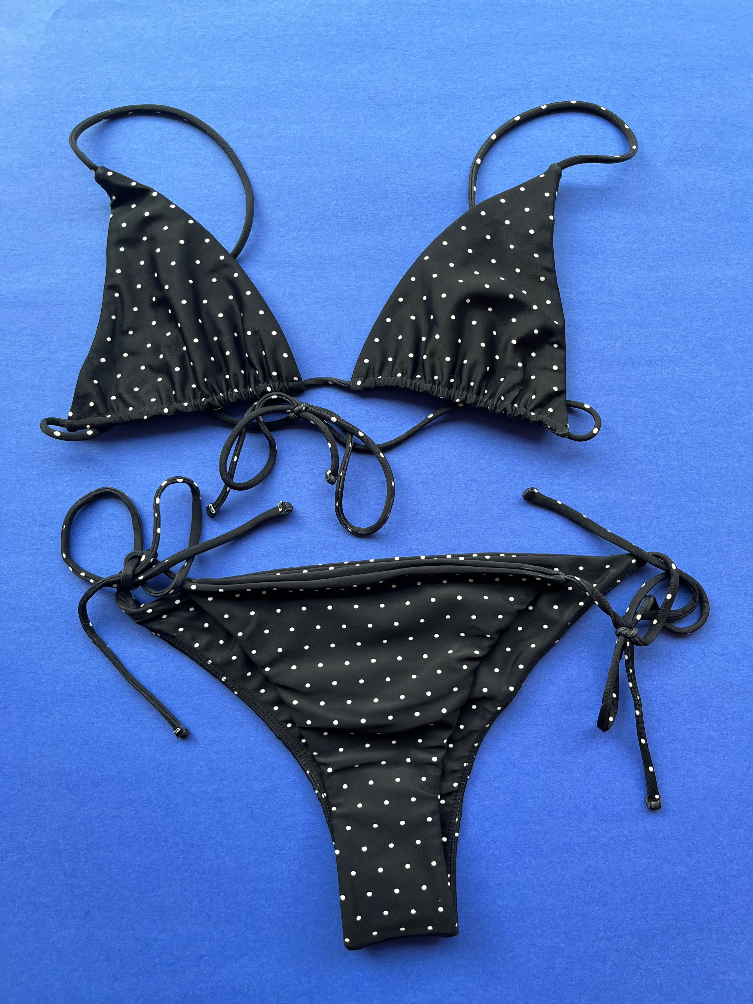 Mikoh: Oska Minimal Triangle Bikini Top - Noir Dot
