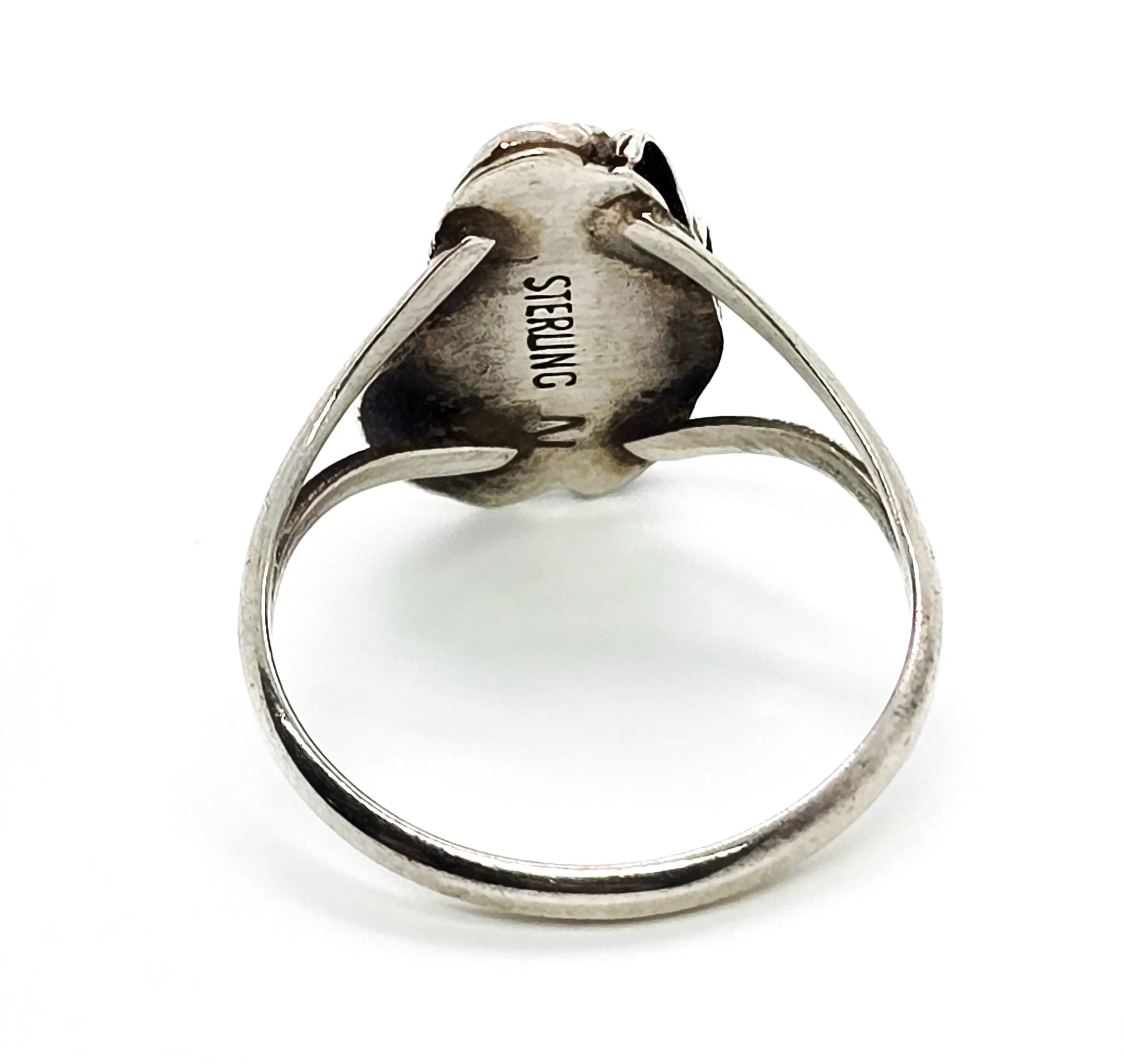 Navajo Yellow Mother of Pearl shell Native American vintage sterling silver ring size 7