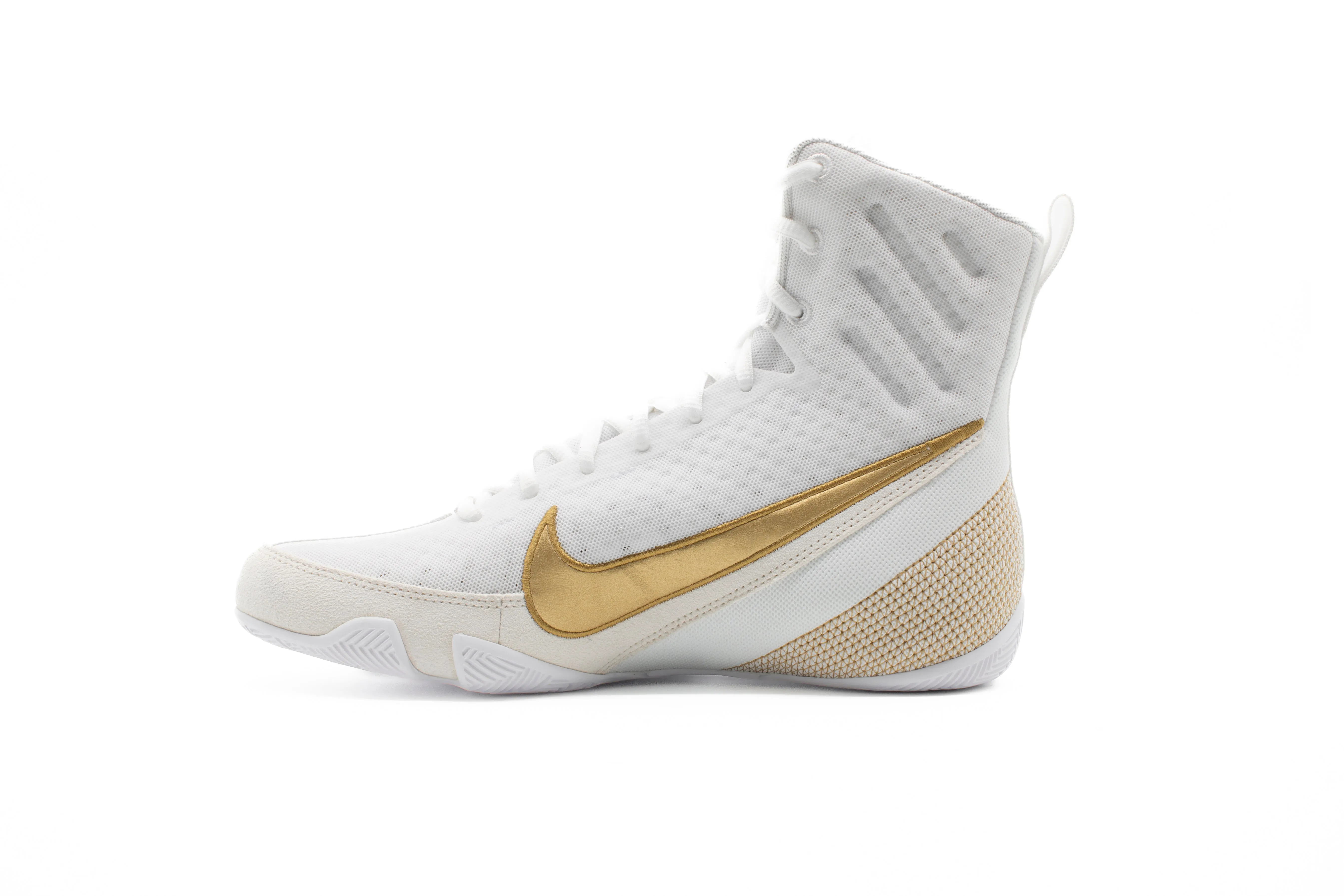 NIKE-MACHOMAI 3