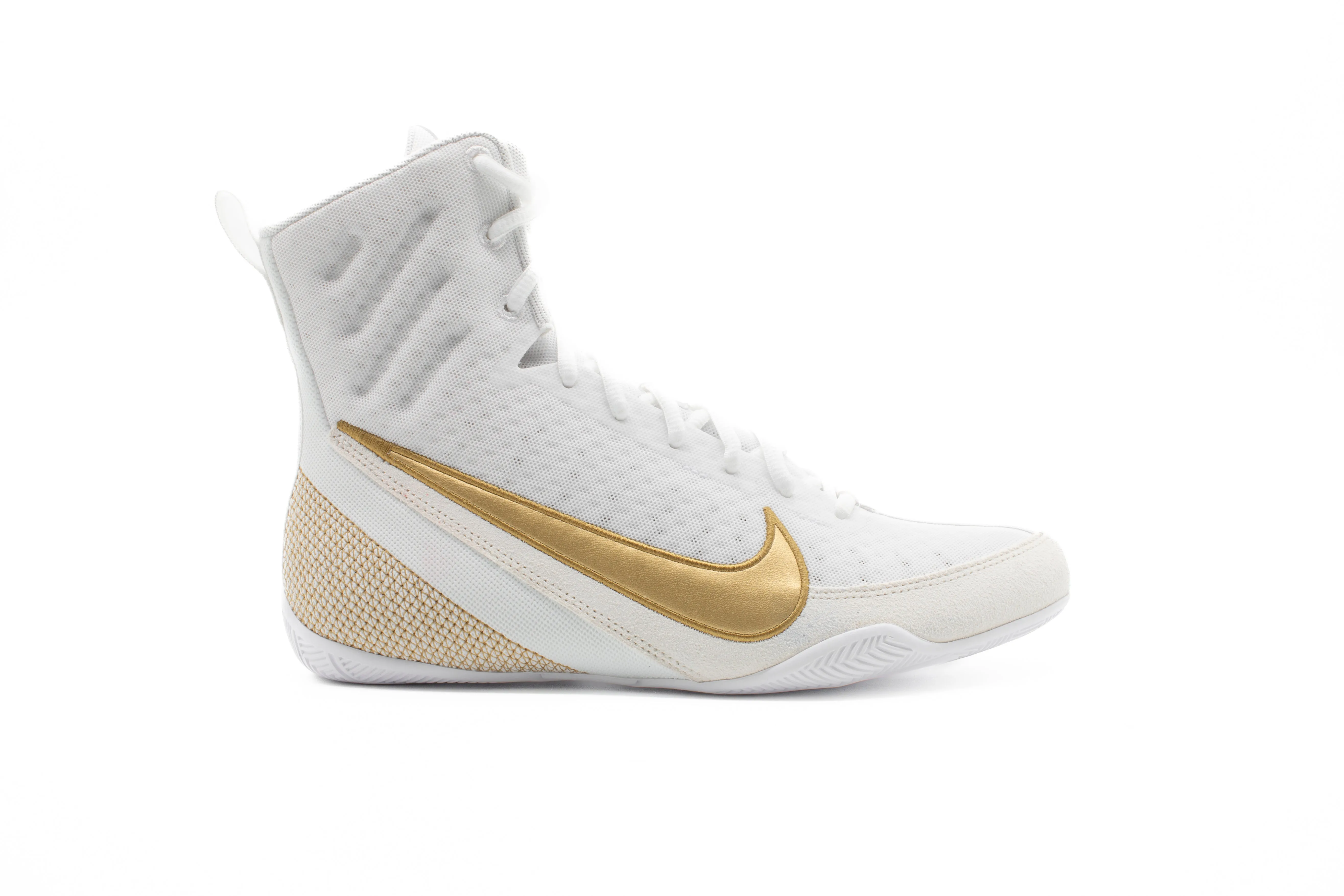 NIKE-MACHOMAI 3