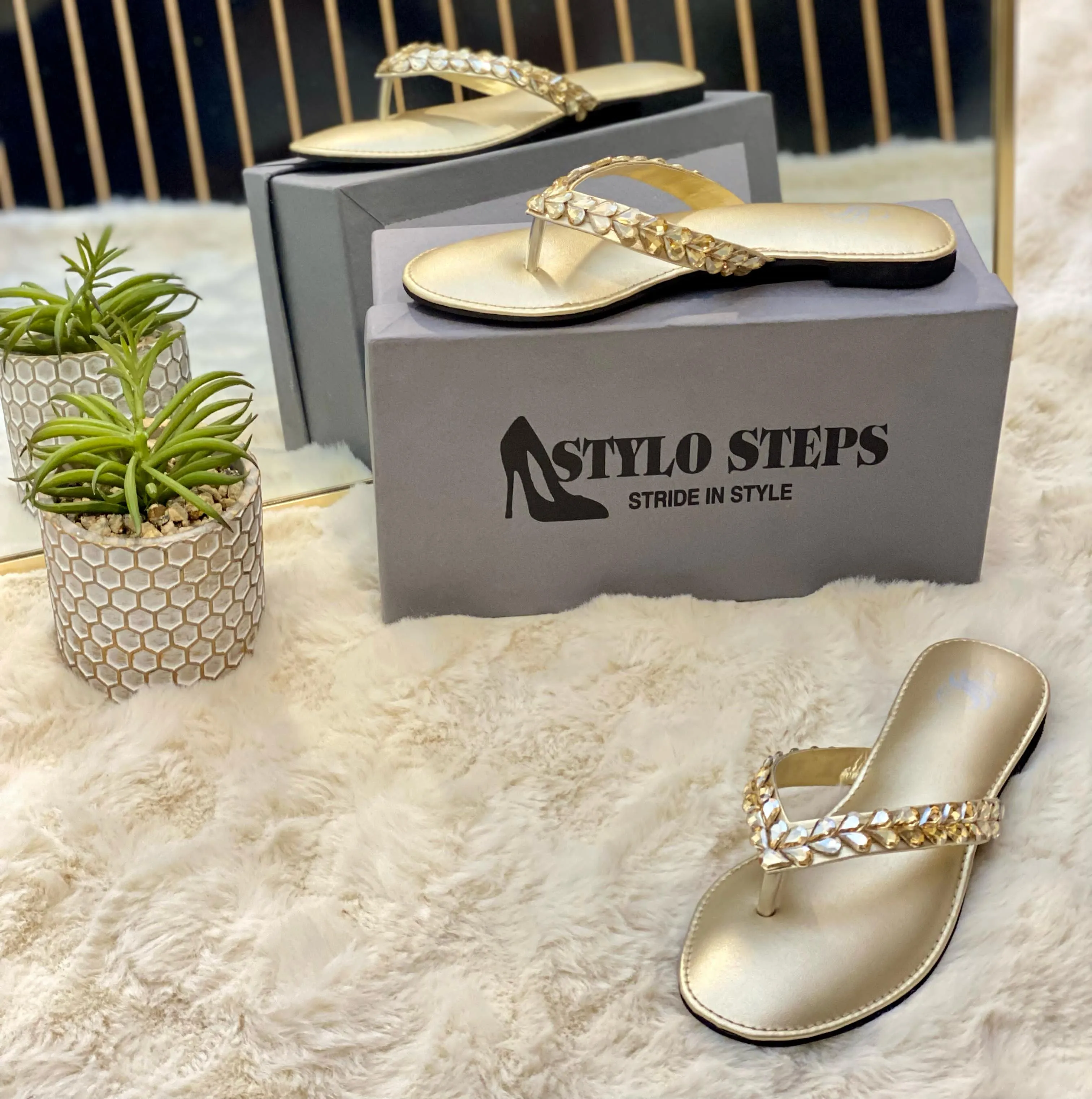 Onyx Shine Flats
