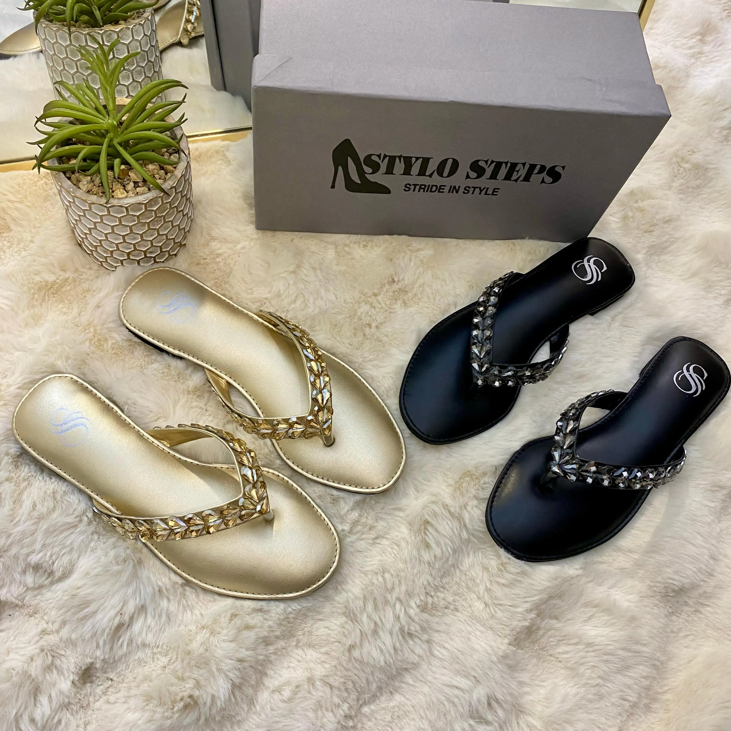 Onyx Shine Flats