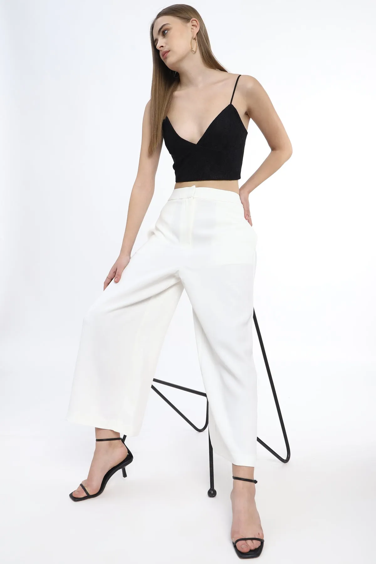 Perfect wide leg trouser for formal or casual looks