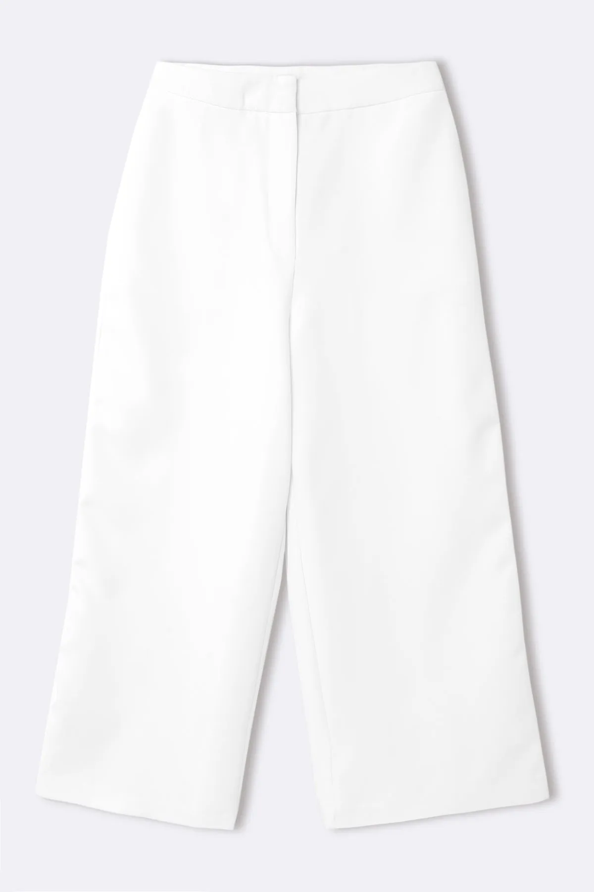 Perfect wide leg trouser for formal or casual looks