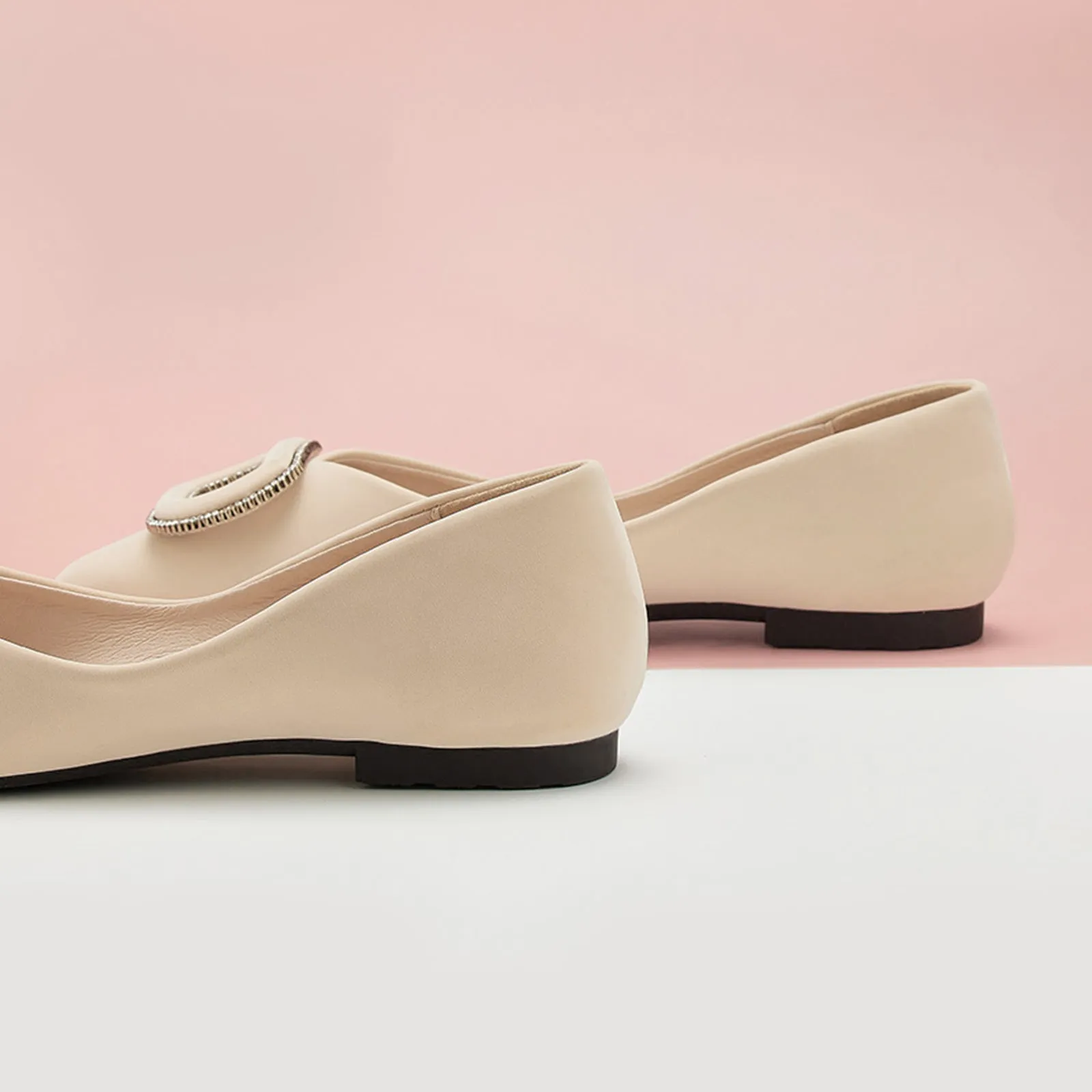 Round buckle Flats (Aida)