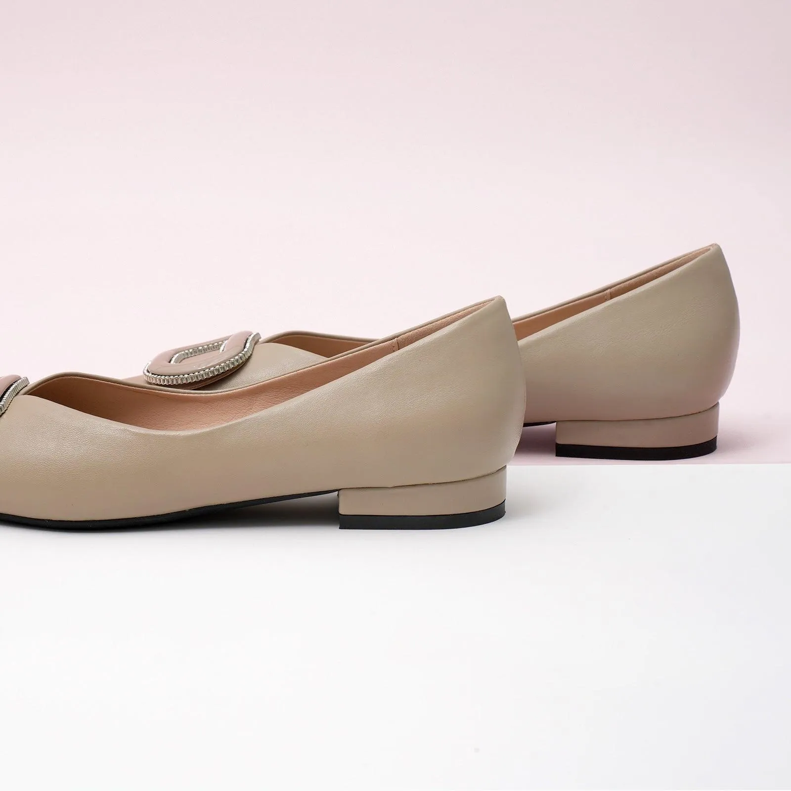 Round buckle Flats (Aida)