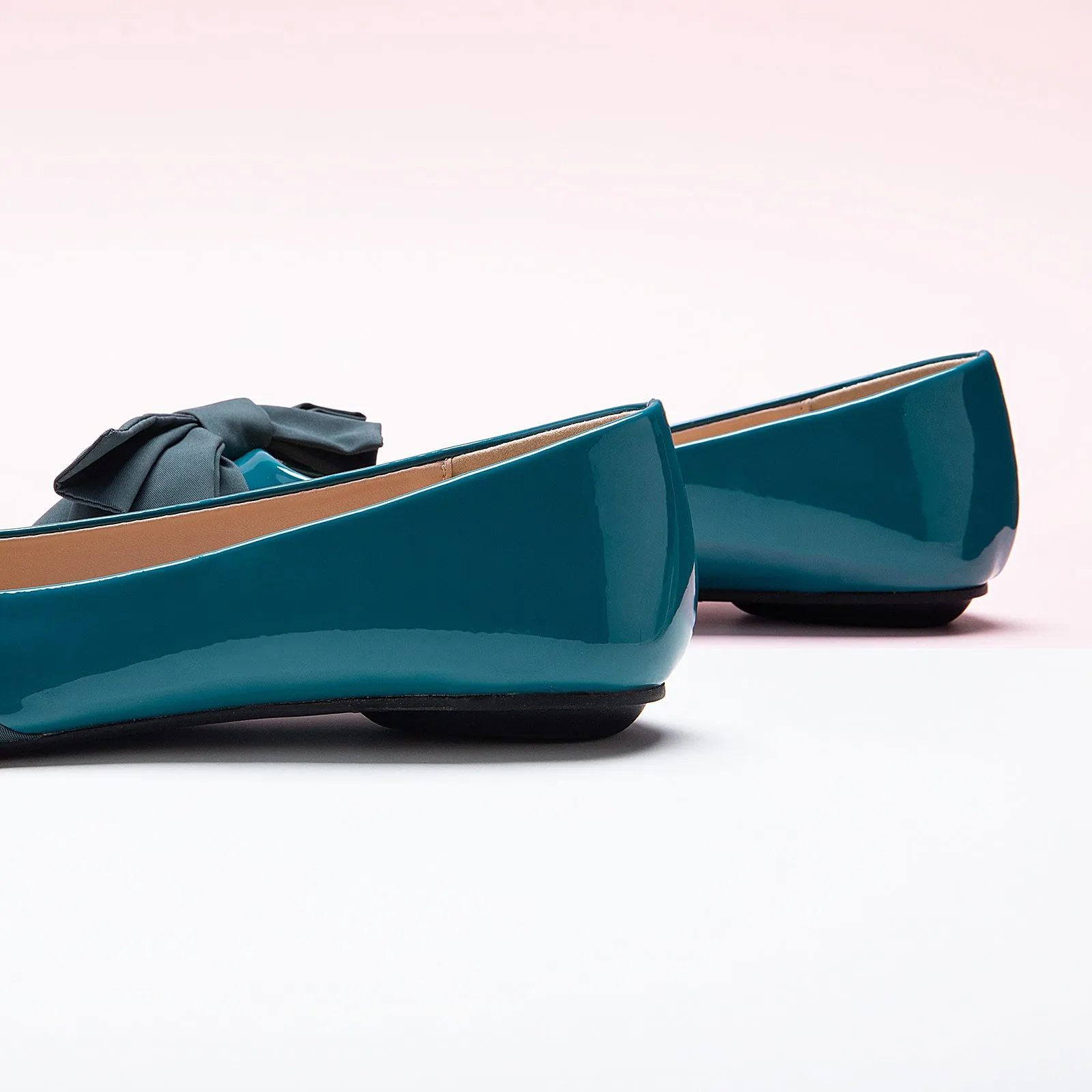 Slanting Bowknot Embellished Flats(SALE)