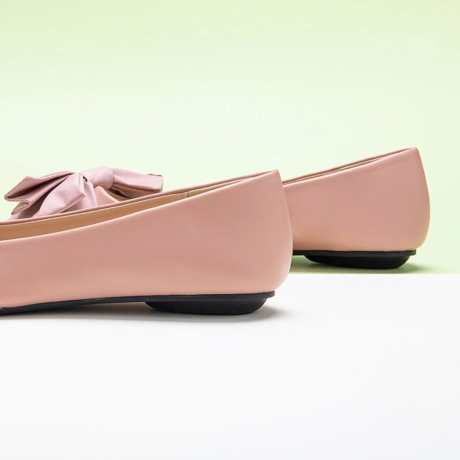 Slanting Bowknot Embellished Flats(SALE)
