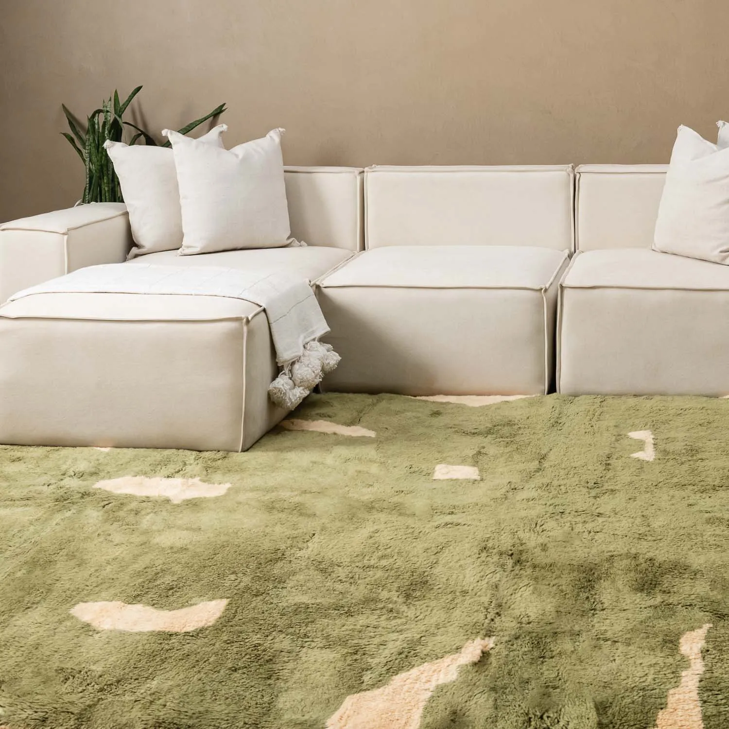 Soldier - Luxury Shag Moroccan Rug