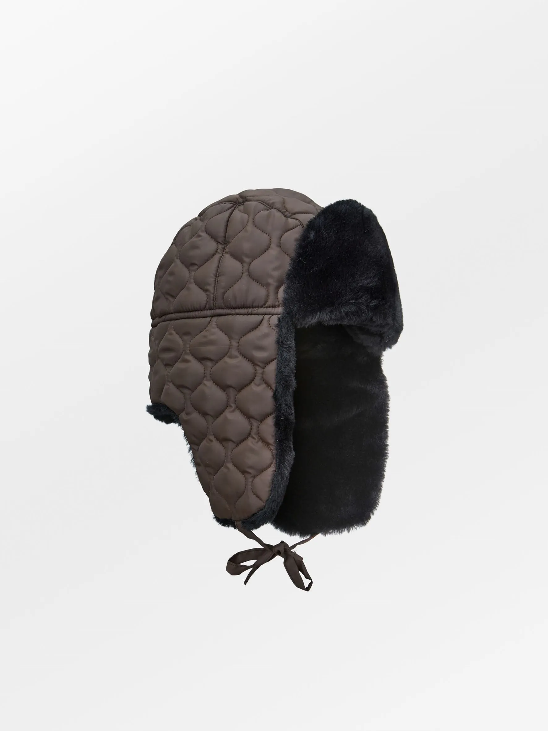 Trapper Puff Hat