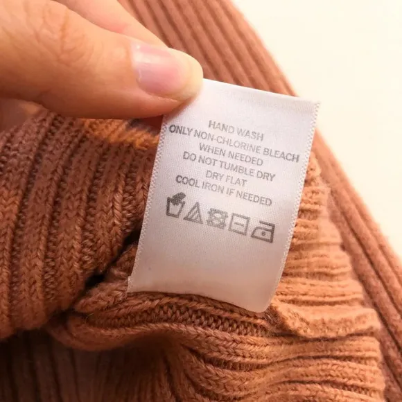 Tularosa Tan Wide Sleeve Scoop Neck Ribbed Preppy Trendy Sweater Small