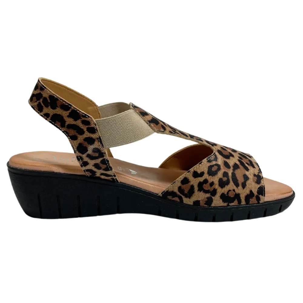 Valeria's Jerilyn Leopardo Sandal (Women's)