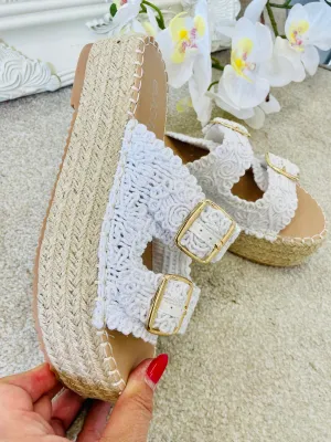 WHITE CROCHET FLATFORM SLIDER SANDALS ( 875 )