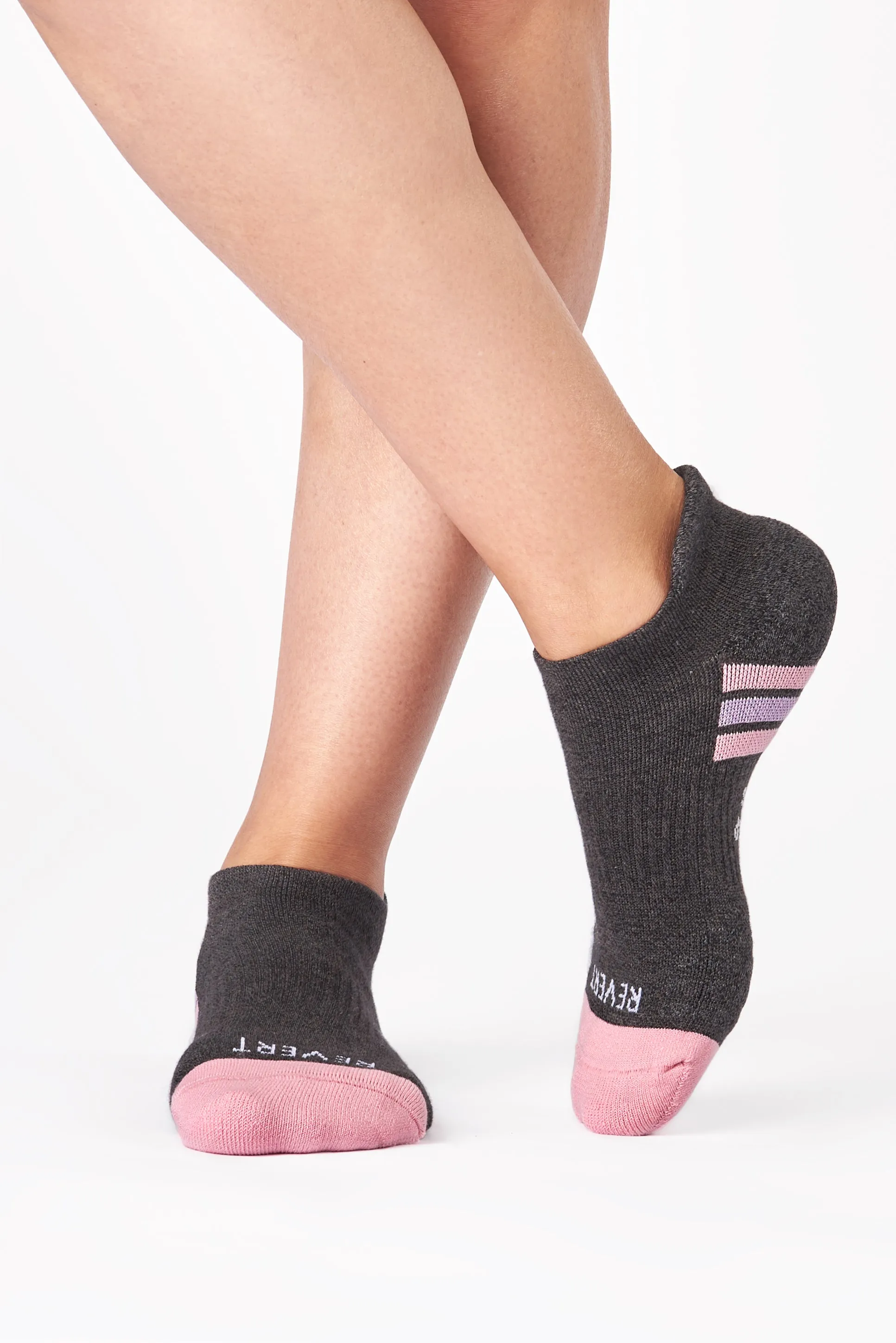 Women's Ankle Essentials: 3-Pack Mid-Weight Comfort Socks
